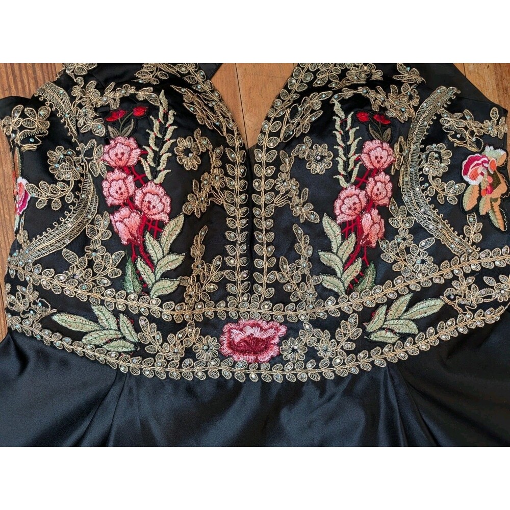 Women's Blondie Nites Satin Halter Floral Quinceañera Prom Formal Dress Plus 23